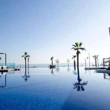 Sea Senses Punta Prima Отель Торевьиа